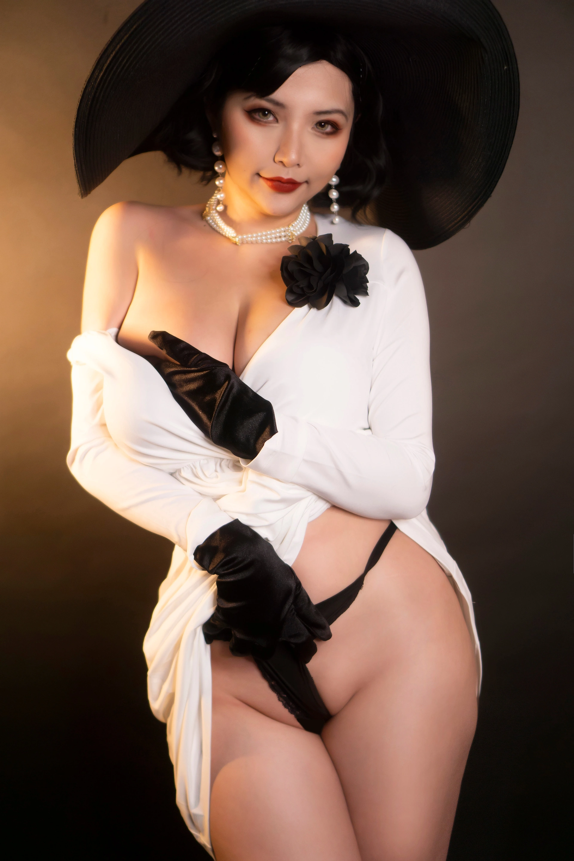 Hana Bunny - NO.061 Lady Dimitrescu 3